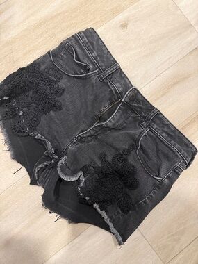 American Eagle Outfitters Black Distressed Denim Lace Appliqué Shorts